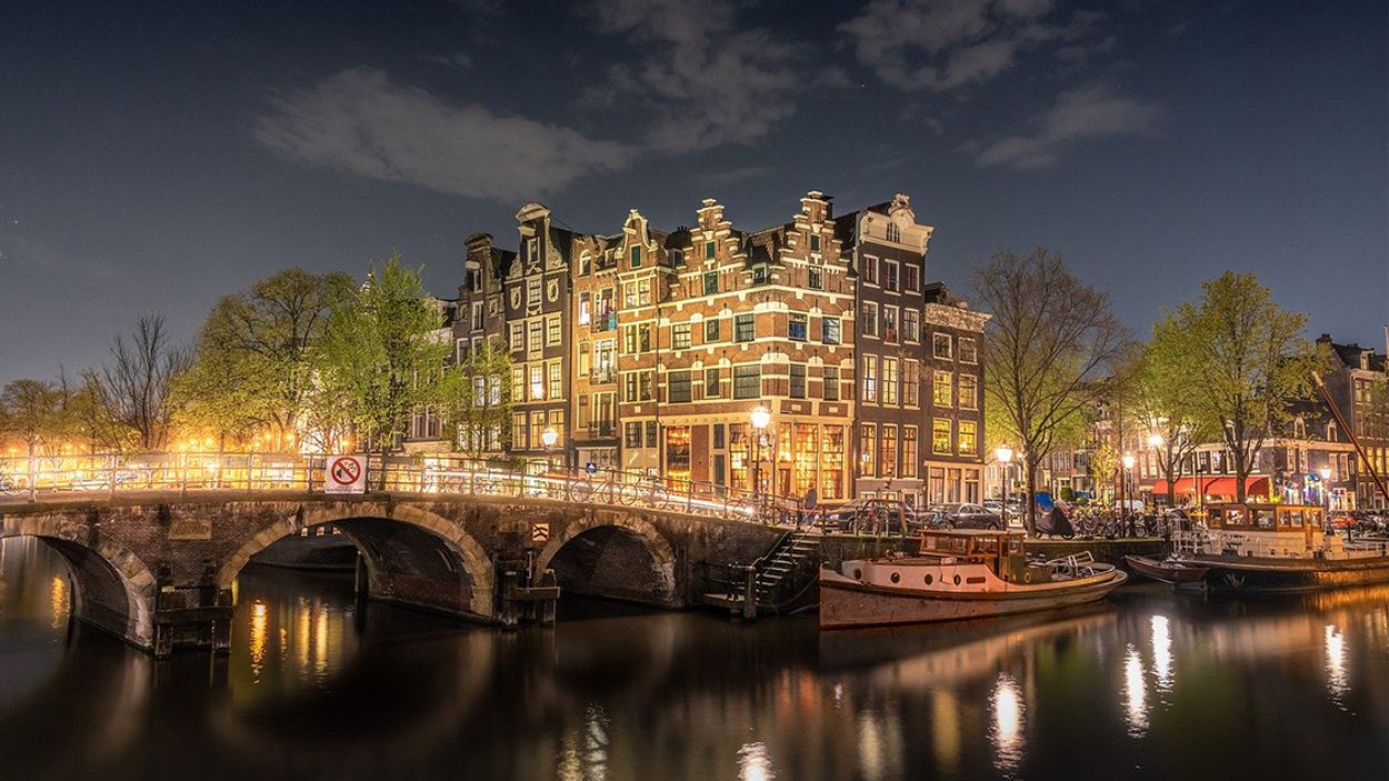 Afbeelding van Amsterdam wil in 2030 meeste huishoudens  op zon- en windstroom