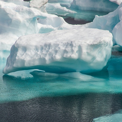 Veel ijs Groenland gesmolten rond hittegolf